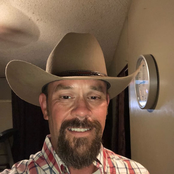 Meet your Posher, James - Picture 1 of 1